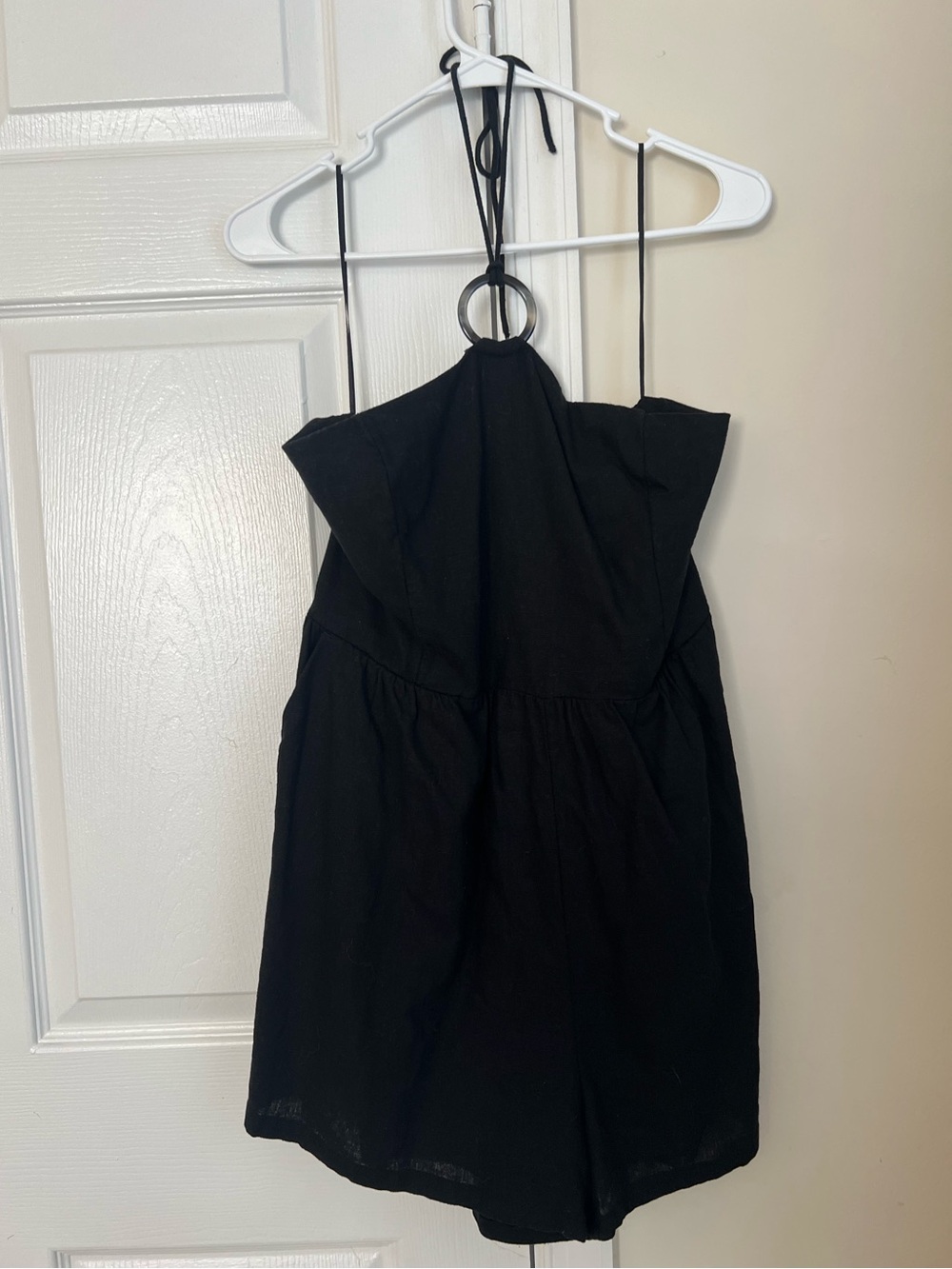Old Navy Black Halter Tie O-Ring Linen Blend Sleeveless Shorts Romper Large